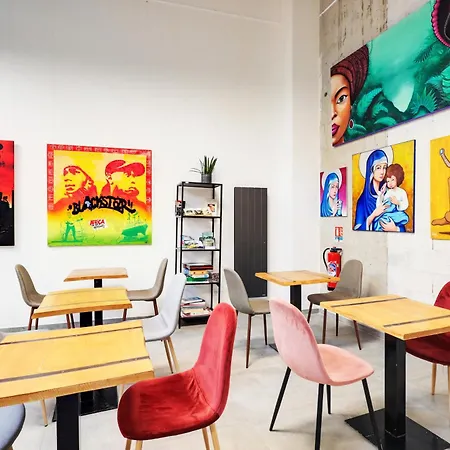 Western 11bauer Paris Saint-ouen Hotel 3*