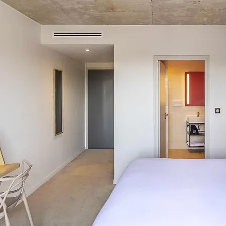 Western 11bauer Paris Saint-ouen Отель 3*
